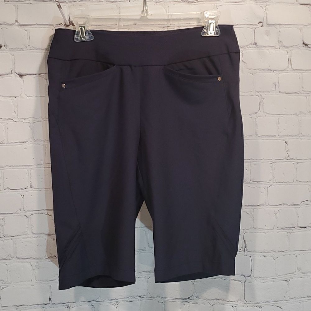 Tail white label navy blue bermuda pull on golf shorts